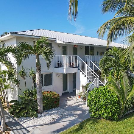 Sunshine Shores Boutique Apartments 棕榈滩海滨 外观 照片