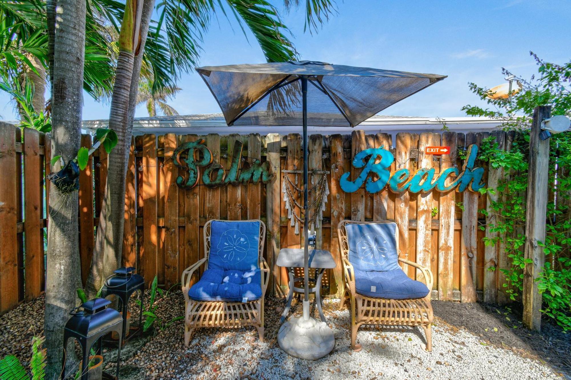 Sunshine Shores Boutique Apartments 棕榈滩海滨 外观 照片