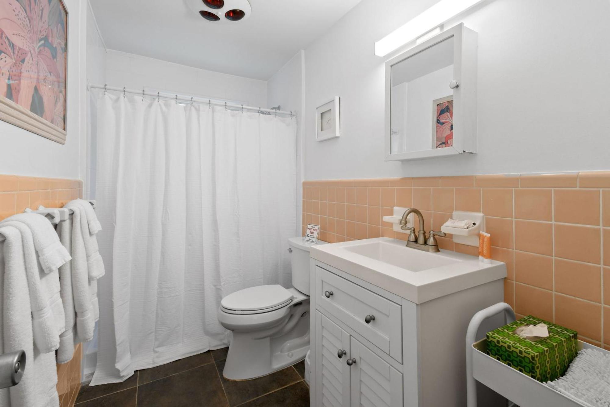 Sunshine Shores Boutique Apartments 棕榈滩海滨 外观 照片