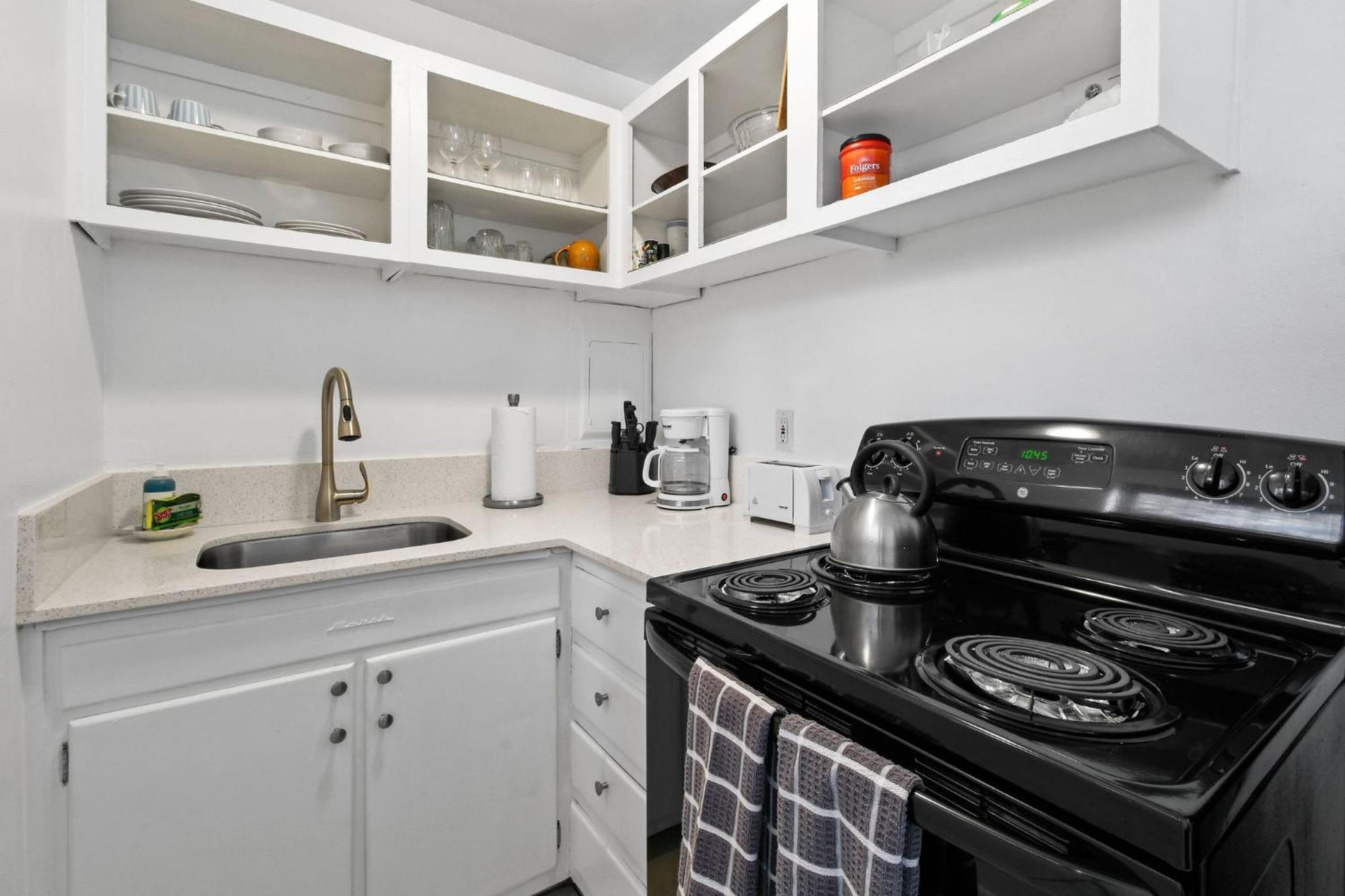 Sunshine Shores Boutique Apartments 棕榈滩海滨 外观 照片