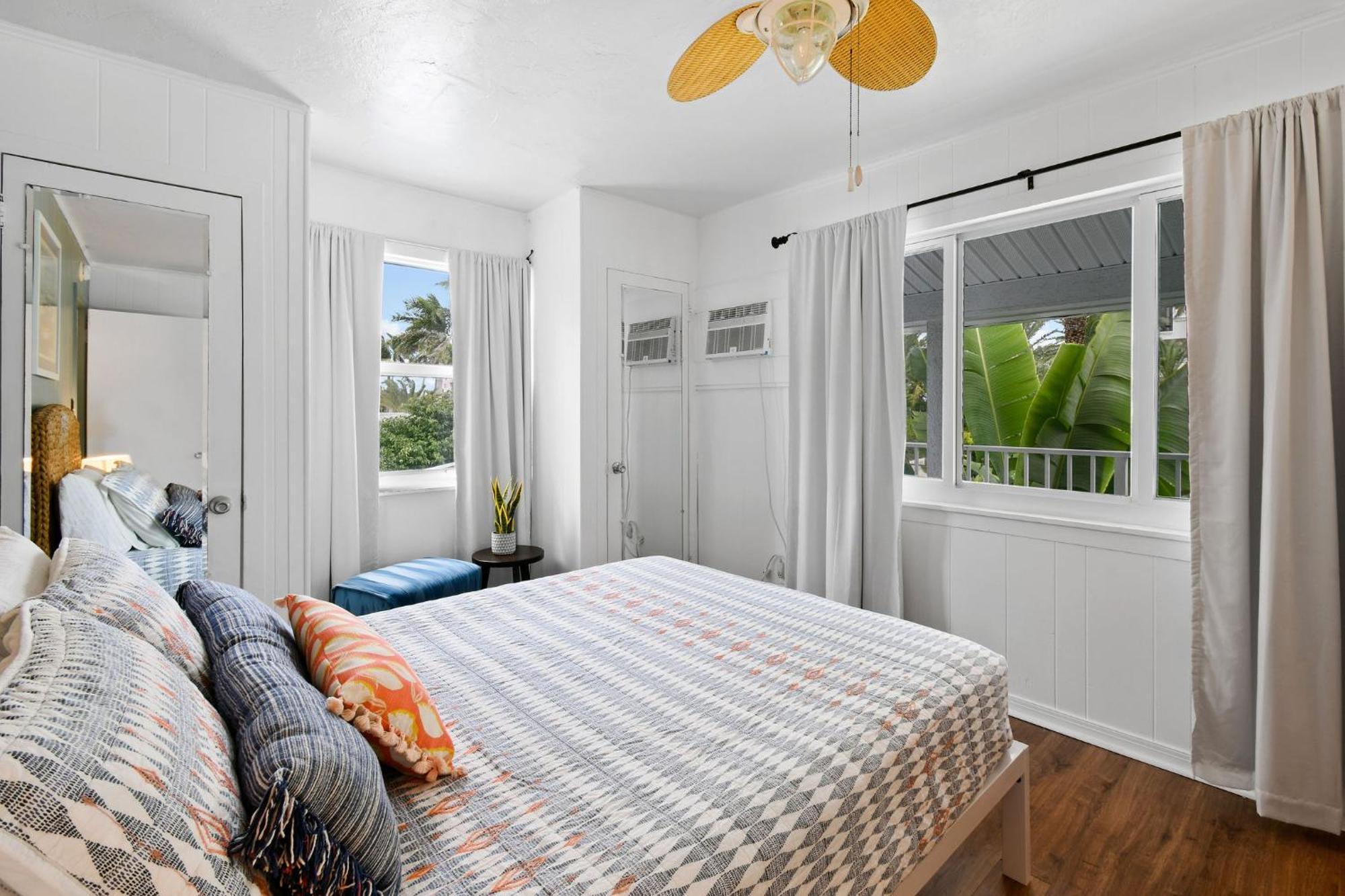 Sunshine Shores Boutique Apartments 棕榈滩海滨 外观 照片