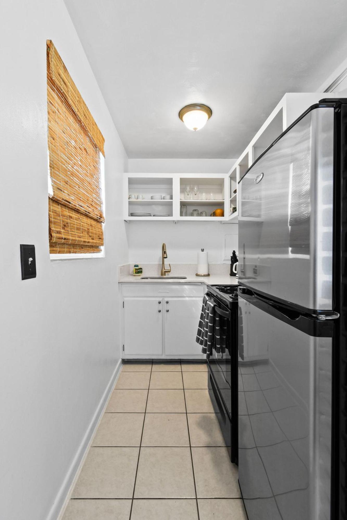 Sunshine Shores Boutique Apartments 棕榈滩海滨 外观 照片