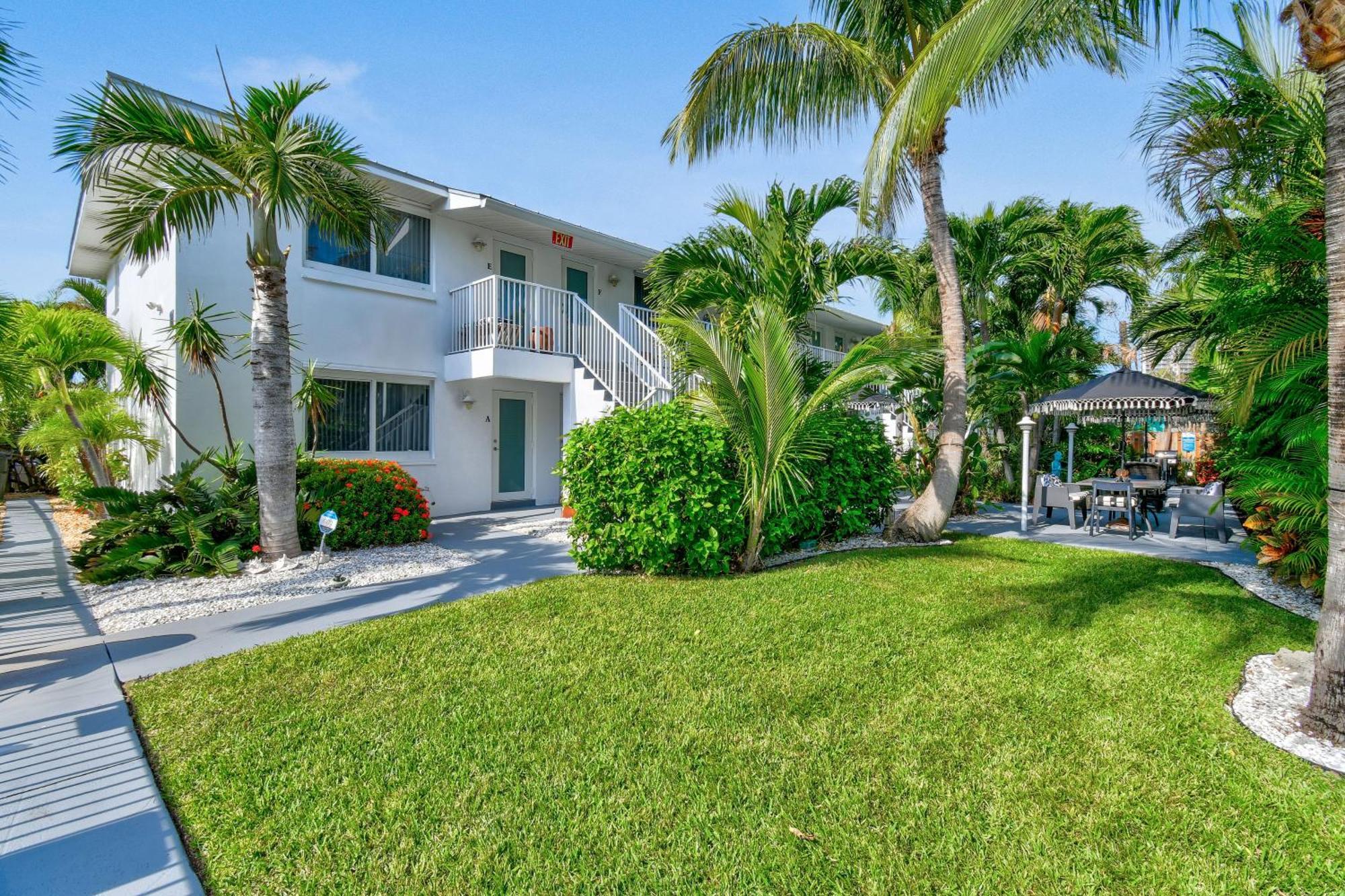 Sunshine Shores Boutique Apartments 棕榈滩海滨 外观 照片