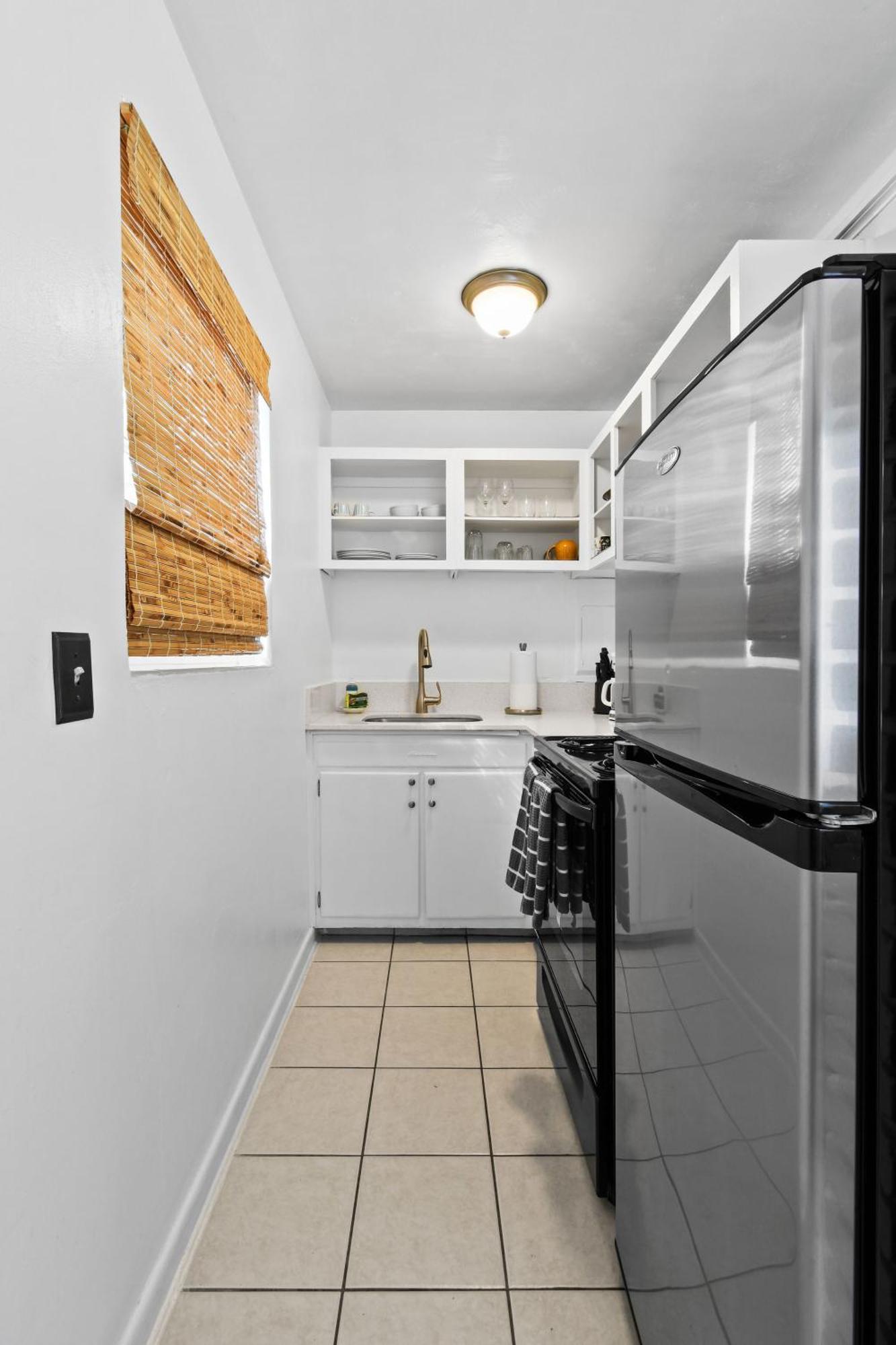 Sunshine Shores Boutique Apartments 棕榈滩海滨 外观 照片